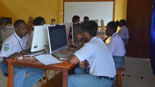 Potret TKA di SMA, SMK hingga SLB dari Sumatera hingga Papua