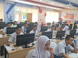 Kewirausahaan Jadi Mapel Pilihan Favorit di TKA SMA/SMK 2025