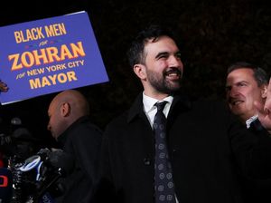 Profil Zohran Mamdani, Wali Kota Muslim Pertama New York