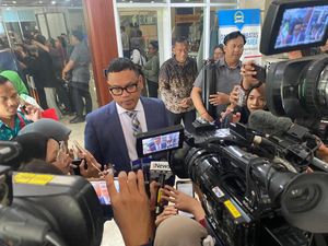 Aktif Lagi Jadi Anggota DPR, Uya Kuya Sebut MKD Profesional Sesuai Bukti