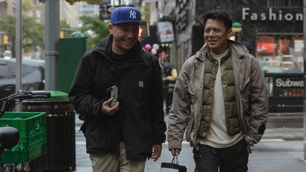 Ketika Ariel NOAH Belanja Kosmetik Titipan Alleia di New York