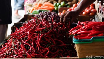 Berita dari Detik Finance: Inflasi Februari 0,68%, Harga Ayam hingga Cabai Jadi Pemicu