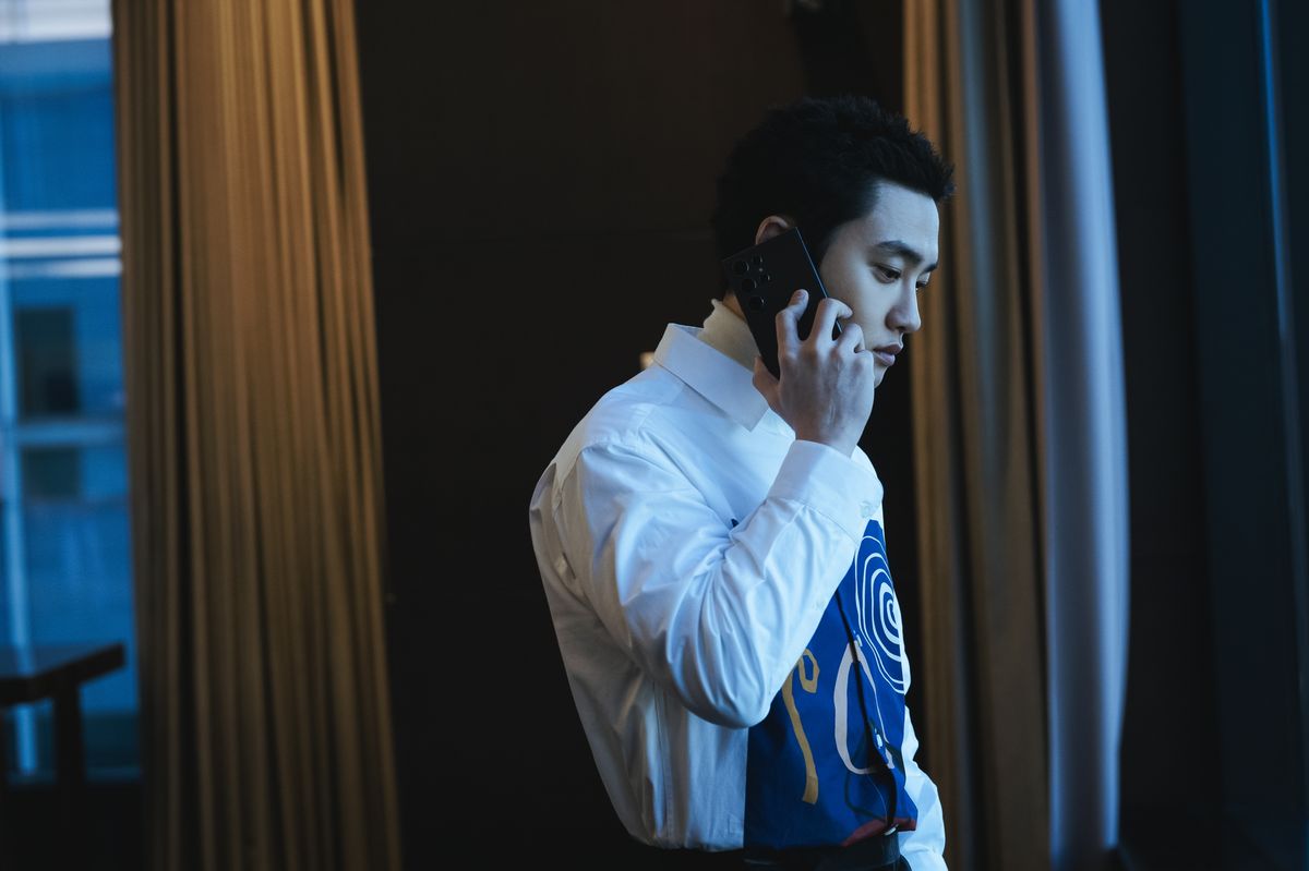 Penampilan D.O. EXO dalam drama Korea The Manipulated.