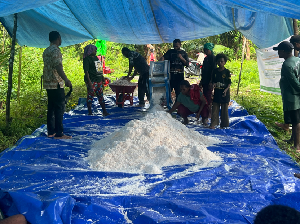 Dosen UNAMIN Dorong Kemandirian Petani di Sorong Lewat Inovasi Mesin Sagu