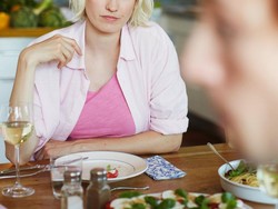 Duh! Suami Ini Ancam Ceraikan Istri Jika Berat Badannya Tak Turun