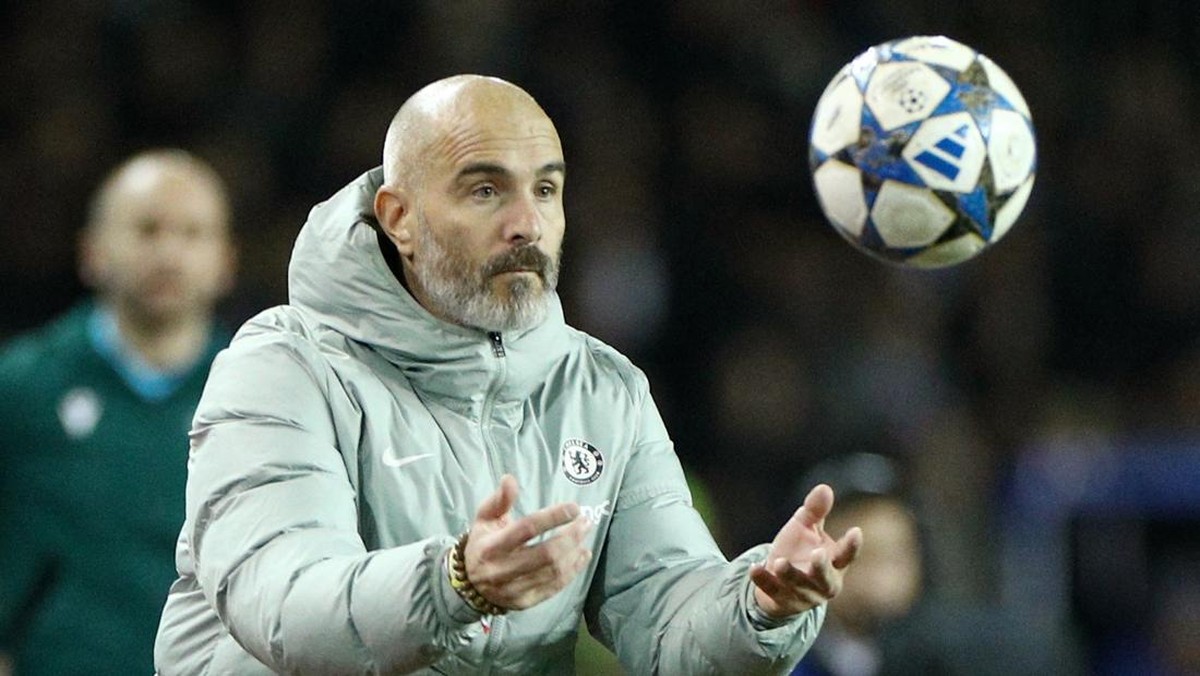 Enzo Maresca melakukan rotasi saat Chelsea imbang 2-2 melawan Qarabag di Liga Champions (Foto: REUTERS/Aziz Karimov)