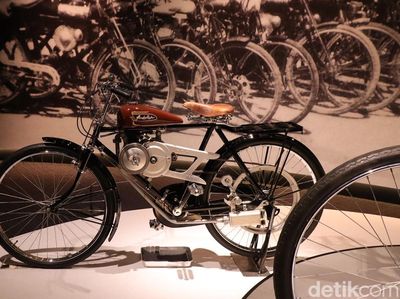 Wujud Motor Pertama Honda yang Desainnya Mirip Sepeda Kumbang