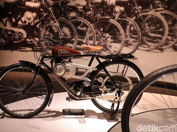 Wujud Motor Pertama Honda yang Desainnya Mirip Sepeda Kumbang