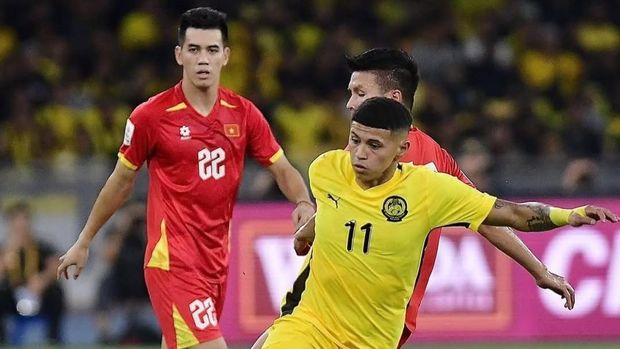 Imanol Machuca saat membela Timnas Malaysia menghadapi Vietnam di Kualifikasi Piala Asia 2027 di Stadion Bukit Jalil, Kuala Lumpur, Juni 2025.