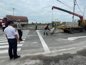 Usai Diprotes Warga, JLU Lamongan Akhirnya Dibuka Lagi