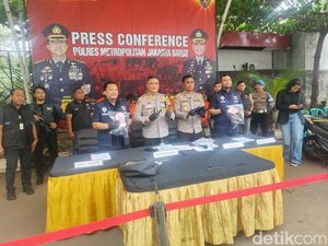 Polisi Tangkap 6 Pelaku Sindikat Curanmor Modus Sewa Kos di Jakbar