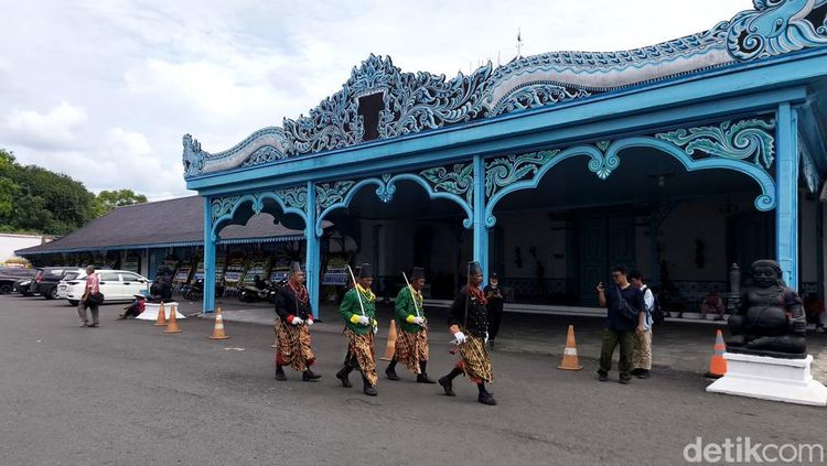 Terkuak Surat Fadli Zon Terkait Penobatan Raja Baru Keraton Solo