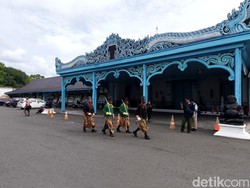 Keraton Solo Menyilakan Warga Ikut Tahlilan PB XIII, Ini Syaratnya