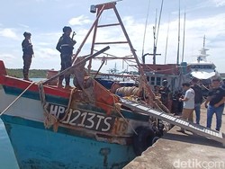 KKP Tangkap Kapal Ikan Asing Berbendera Vietnam di Laut Natuna Utara