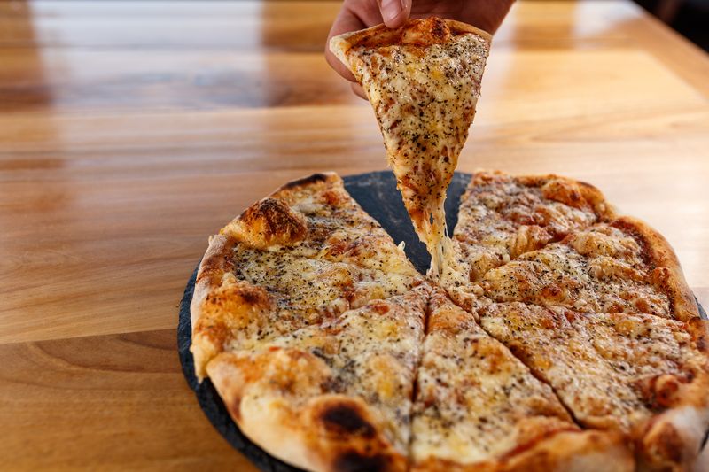 Mau Tahu Kenapa Ayam Goreng dan Donat Enak? Ini Jawaban Ilmiahnya Makanan Enak dan Rahasia Ilmiah di Baliknya