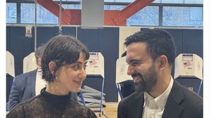 Netizen Mengelu-elukan Mamdani yang Jadi Walikota New York