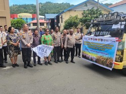 Polda Papua Salurkan 165 Ton Beras di 3 Provinsi untuk Jaga Stabilitas Harga