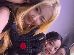 Video Debut Perdana di Jakarta: VVUP Tampil Spektakuler, Yuk Nyanyi Bareng