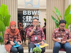 Cegah Banjir, BBWS C3 Banten Kurangi Volume Air di Bendungan