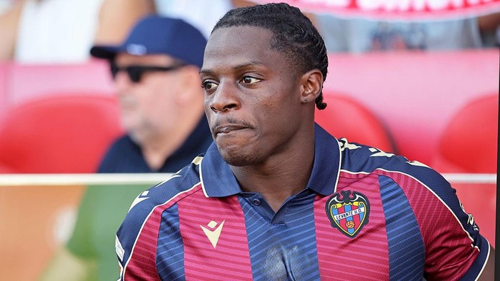 Etta Eyong plays during the match between Girona FC and Levante UD, corresponding to week 5 of LaLiga EA Sports, at the Montilivi Stadium in Girona, Spain, on September 20, 2025. (Photo by Joan Valls/Urbanandsport/NurPhoto via Getty Images)