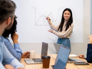 50 Kata-kata Penutup Presentasi yang Menarik, Sad, Lucu, Bucin, dan Keren