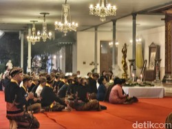 Suasana 7 Harian Paku Buwono XIII di Keraton Solo