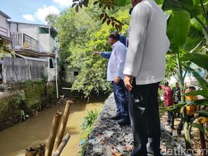Pramono Cek Kali Krukut Jaksel: Alirannya Sudah Tidak Normal