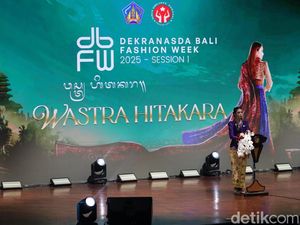 Selvi Habiskan Rp 60 Juta Borong Kain-Perhiasan di Art Center Denpasar