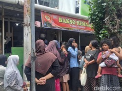 Warung Bakso di Solo Buka Lagi Usai Lab Tegaskan Tak Mengandung Babi