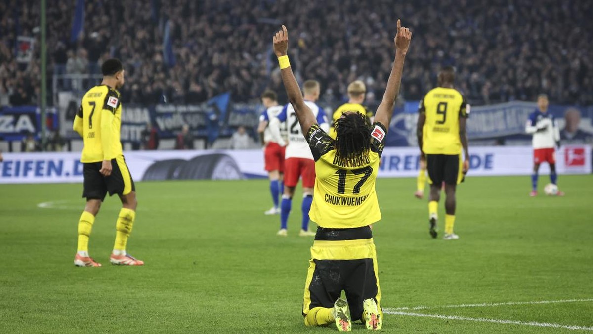 Perayaan gol pemain Dortmund, Carney Chukwuemeka. (Foto: dpa/picture alliance via Getty I/picture alliance)
