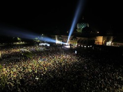 Tumpah Ruah Jemaah Padati Tabligh Akbar UAS di Siak, Bupati Afni Ucap Syukur