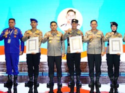 Pesan Kabaharkam Polri ke Jajaran: Hadirlah Jadi Pelindung-Penolong Masyarakat