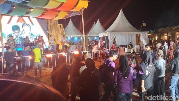 Seru-seruan Bareng XO Band di West Java Festival 2025