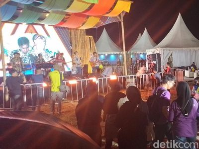 Seru-seruan Bareng XO Band di West Java Festival 2025