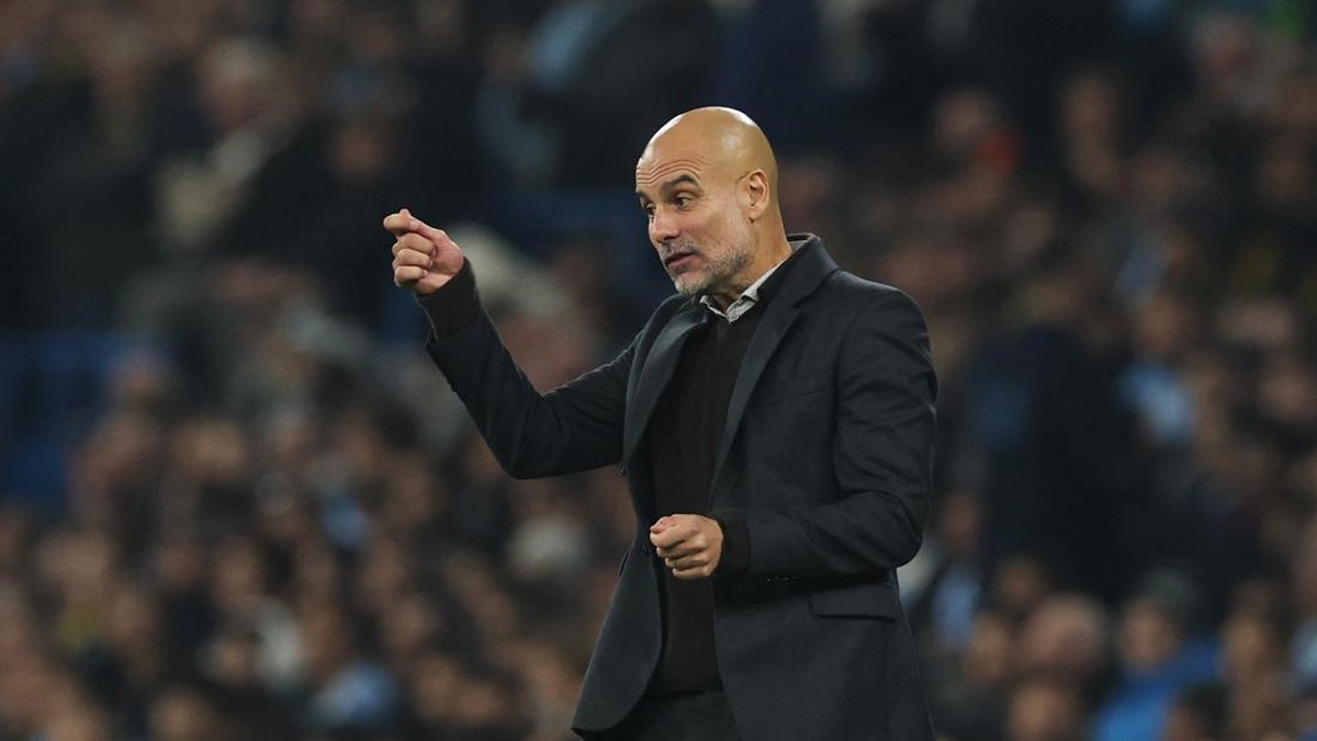 Pep Guardiola mengaku terkejut bisa meraih 715 kemenangan selama kariernya. (REUTERS/Phil Noble)