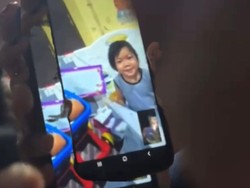 Momen Bahagia Ibu Bilqis Video Call Anaknya Usai Ditemukan Selamat di Jambi
