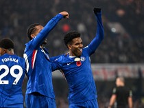 Saat Maresca Kewalahan soal Estevao