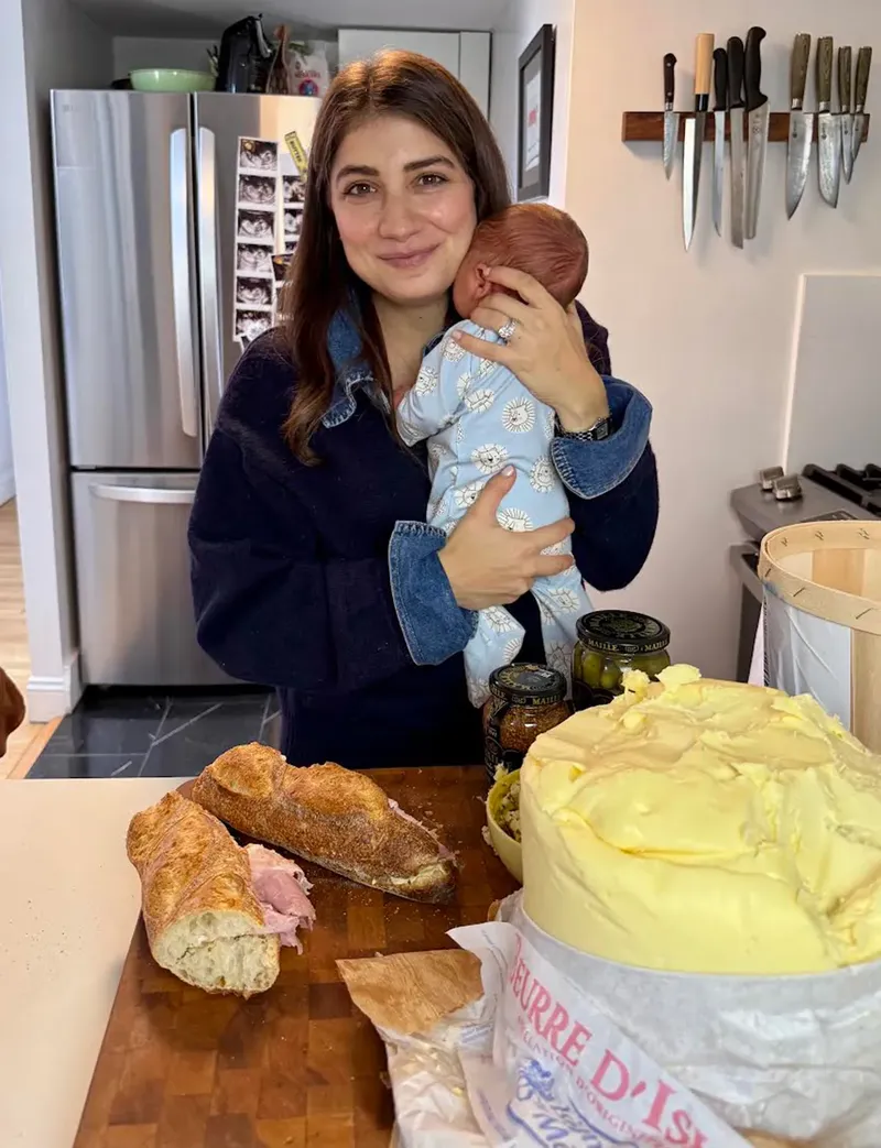 Viral! Suami Beri Hadiah 5 Kg Mentega untuk Istri yang Baru Melahirkan