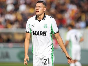 Aksi Gila Jay Idzes Bantu Sassuolo Gilas Atalanta Tanpa Kebobolan