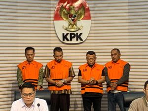 Bupati Ponorogo Jadi Tersangka Suap Jabatan-Proyek, Langsung Ditahan