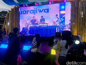Cerita Keluarga yang Tetap Bahagia di Luar Venue WJF 2025