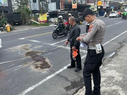 Pria Tewas Terlindas Truk Saat Bantu Dorong Motor di Jalan Denpasar-Gilimanuk