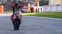 Hasil MotoGP Portugal 2025: Giliran Murid Rossi yang Kasih Paham Adik Marquez