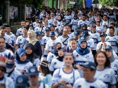 Semangat Warga Ikuti Fun Walk di Jakarta