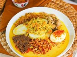 Warisan Resep Ibu, Cuan Lidwina Mengalir dari Lontong Medan dan Rendang
