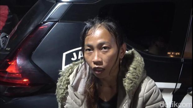 Wanita bernama Sri Yuliana alias Ana terduga pelaku penculikan Bilqis di Makassar yang sempat terekam CCTV. Wanita bernama Sri Yuliana alias Ana terduga pelaku penculikan Bilqis di Makassar yang sempat terekam CCTV.