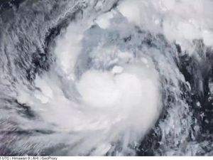 Dunia Hari Ini: Topan Super Fung-wong Filipina Menewaskan Dua Orang