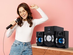 Ada Speaker Polytron Gratis Buat Kamu yang Jago Gombal, Buruan Ikutan