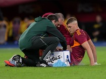 Roma Krisis Penyerang