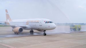 Bandara Dhoho Kediri Sambut Penerbangan Perdana Super Air Jet dari Jakarta